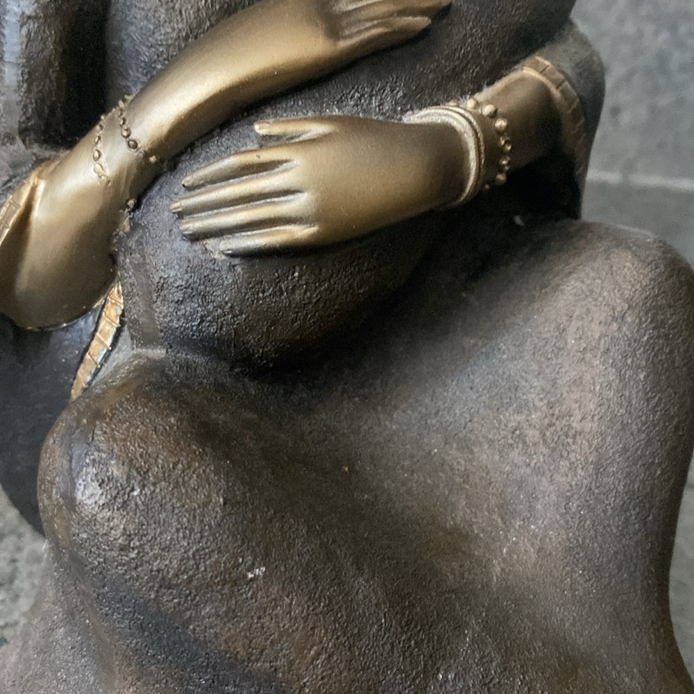 Vintage African mother and baby bronze statue figurine - Picture 7 of 17